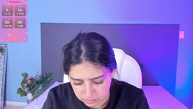 Snapshot of kylie_reyes chatting on February 2025 09:12:01 PM kylie reyes online show from February 2025 09:12:01 PM