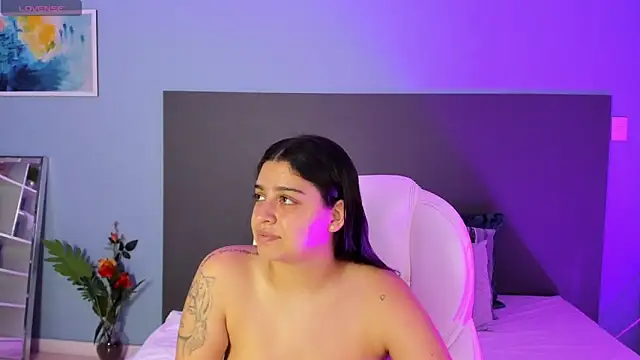 Snapshot of kylie_reyes chatting on March 2025 09:56:01 PM kylie reyes online show from March 2025 09:56:01 PM