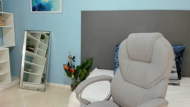 Snapshot of kylie_reyes chatting on October 2025 07:25:02 PM kylie reyes online show from October 2025 07:25:02 PM