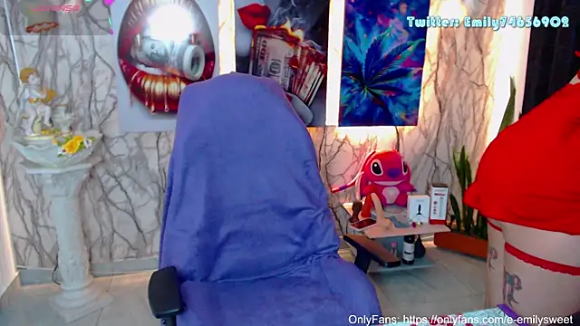 EmiTranny online show from February 2026 12:43:01 AM