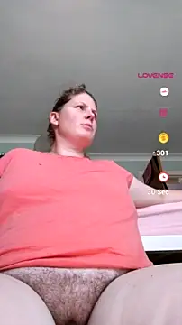 Snapshot of xxSexyBushLinnxx chatting on June 2026 12:22:01 PM xxSexyBushLinnxx online show from June 2026 12:22:01 PM