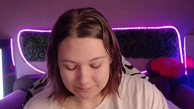 DjennaPalme online show from November 2025 02:26:02 AM