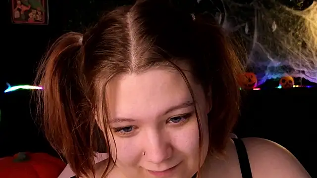 DjennaPalme online show from November 2025 01:45:01 AM