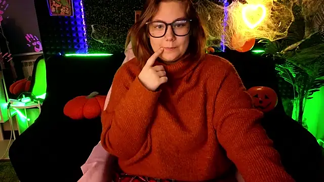 DjennaPalme online show from October 2025 01:38:02 AM