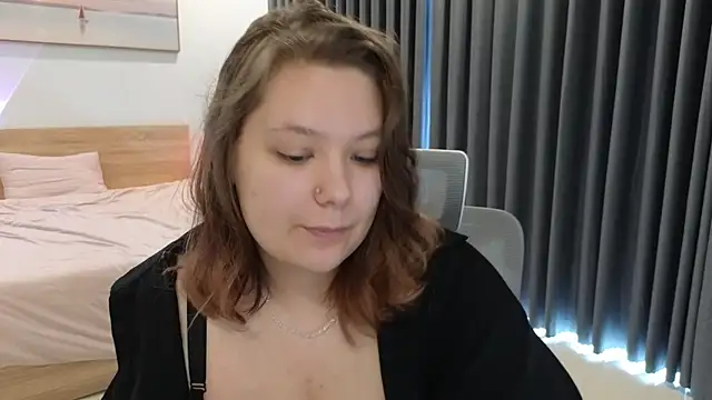 DjennaPalme online show from April 2026 07:26:01 AM