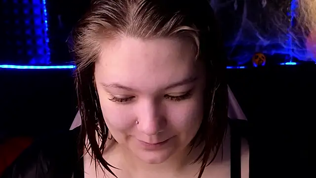 DjennaPalme online show from October 2025 02:12:02 AM