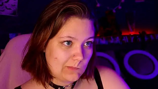 DjennaPalme online show from October 2025 01:38:01 AM