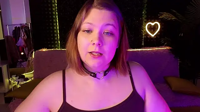 DjennaPalme online show from October 2025 03:19:01 AM