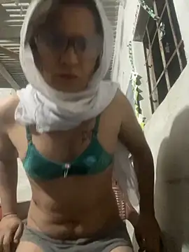 Apple00001xh online show from November 2025 12:22:01 AM