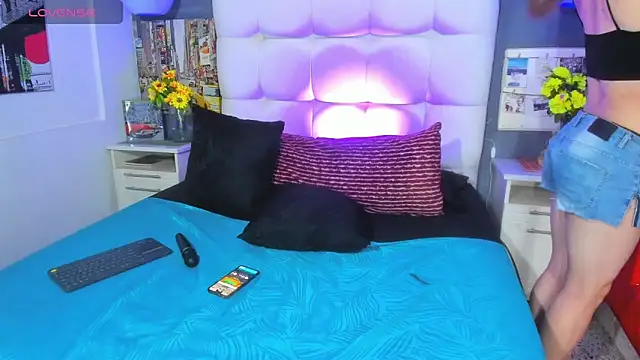 cinthya walker1 online show from March 2026 02:30:01 PM