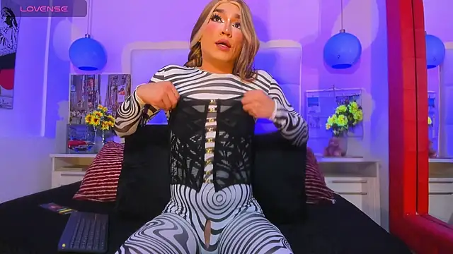 cinthya walker1 online show from April 2026 02:11:01 PM