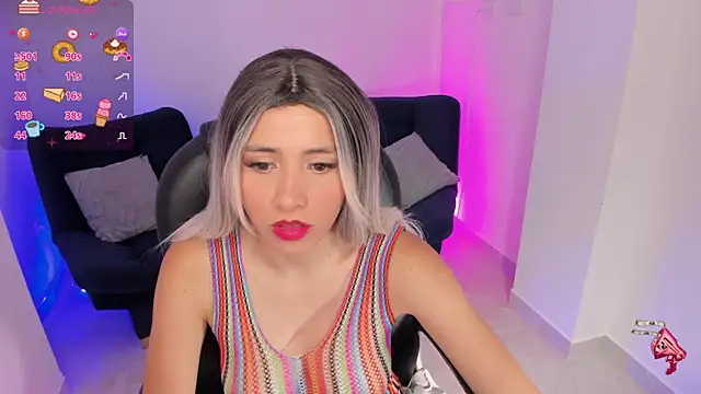 Snapshot of emilly_smith_1 chatting on July 2026 12:55:02 AM emilly smith 1 online show from July 2026 12:55:02 AM