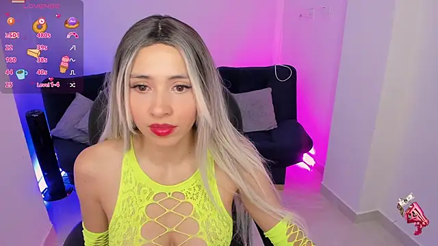 emilly smith 1 online show from November 2025 07:19:01 AM