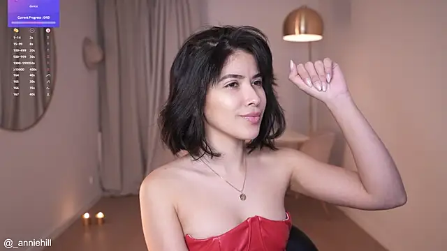 Snapshot of anniehillofficial chatting on February 2025 09:37:02 PM anniehillofficial online show from February 2025 09:37:02 PM