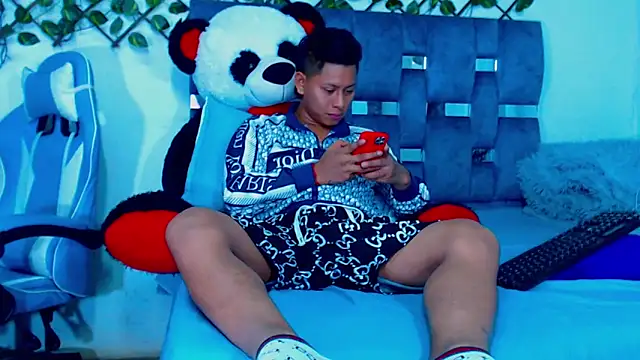 Hakim prettynigg online show from April 2026 12:50:01 AM