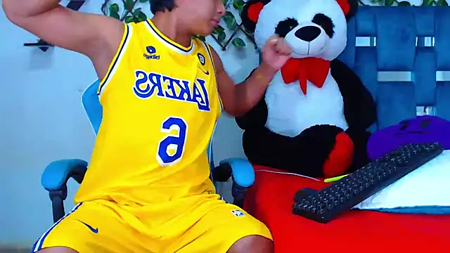 Hakim prettynigg online show from October 2025 01:56:02 PM