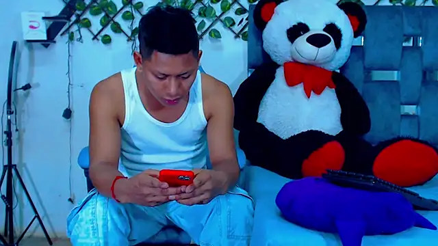 Hakim prettynigg online show from April 2026 10:05:02 PM