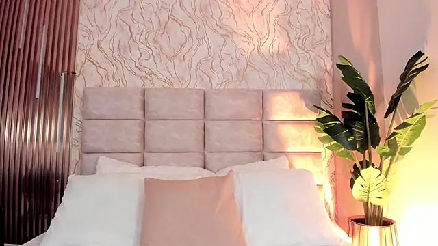 Gaia Stone online show from February 2026 12:27:02 PM