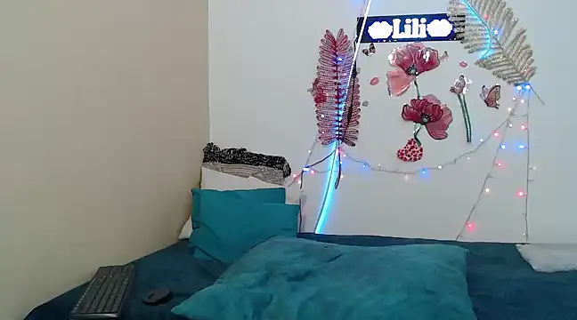 liliimilf online show from March 2025 10:28:01 AM