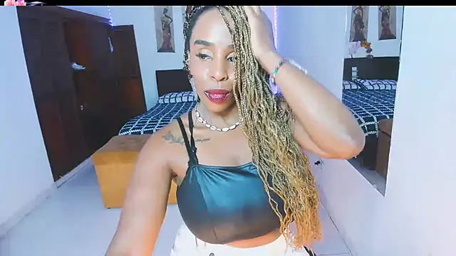TAYLORR778 online show from October 2025 06:52:01 PM