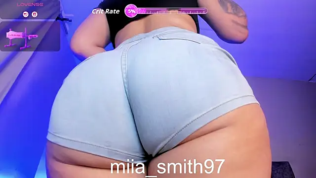 Snapshot of miia-smith97 chatting on May 2026 08:45:02 PM miia-smith97 online show from May 2026 08:45:02 PM
