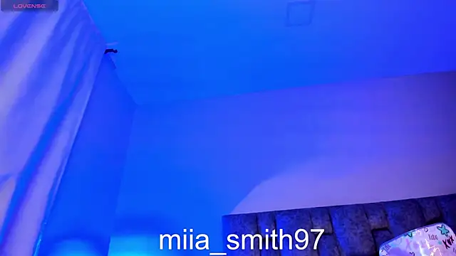 miia-smith97 online show from October 2025 09:38:01 PM