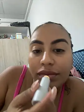 Snapshot of tracycum chatting on November 2025 12:14:02 AM tracycum online show from November 2025 12:14:02 AM