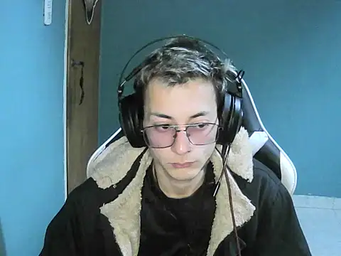 Snapshot of Jughead_16 chatting on September 2025 02:32:02 AM Jughead 16 online show from September 2025 02:32:02 AM