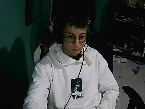 Snapshot of Jughead_16 chatting on November 2025 01:20:01 AM Jughead 16 online show from November 2025 01:20:01 AM