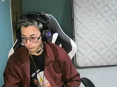 Snapshot of Jughead_16 chatting on September 2025 08:36:01 PM Jughead 16 online show from September 2025 08:36:01 PM