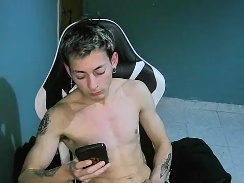 Snapshot of Jughead_16 chatting on September 2025 03:07:02 AM Jughead 16 online show from September 2025 03:07:02 AM