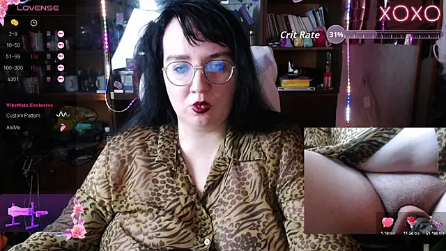 Snapshot of LeonaHarrison chatting on October 2025 04:13:02 AM LeonaHarrison online show from October 2025 04:13:02 AM