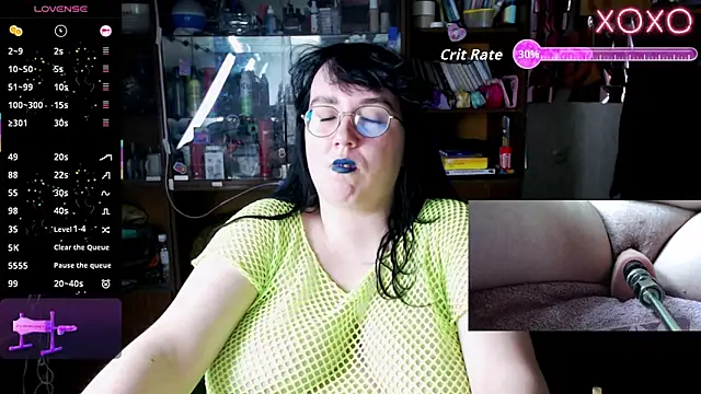 LeonaHarrison online show from November 2025 09:30:02 PM