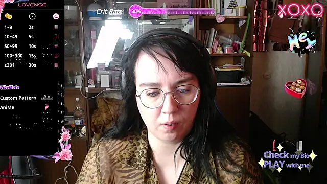 Snapshot of LeonaHarrison chatting on February 2025 04:37:02 AM LeonaHarrison online show from February 2025 04:37:02 AM