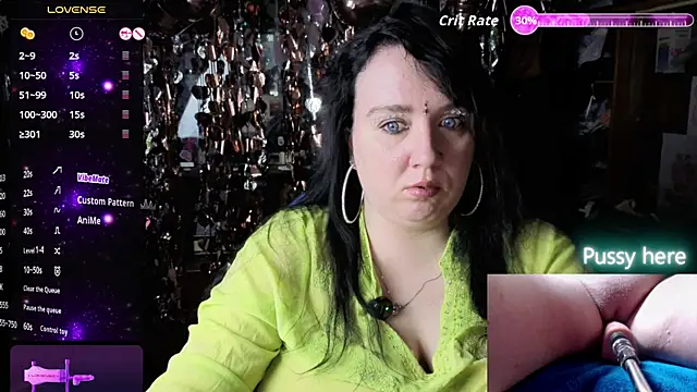 LeonaHarrison online show from May 2026 09:51:02 PM
