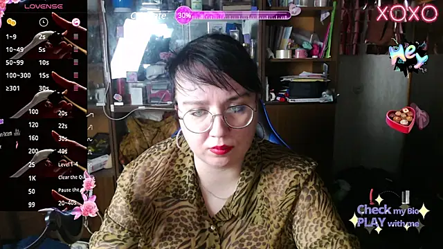 Snapshot of LeonaHarrison chatting on February 2025 04:44:02 AM LeonaHarrison online show from February 2025 04:44:02 AM