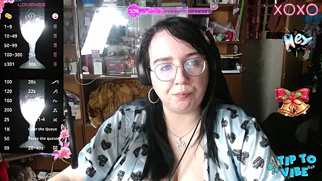 Snapshot of LeonaHarrison chatting on January 2025 01:16:02 PM LeonaHarrison online show from January 2025 01:16:02 PM