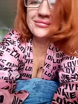 KiraXTender online show from November 2025 06:07:01 AM