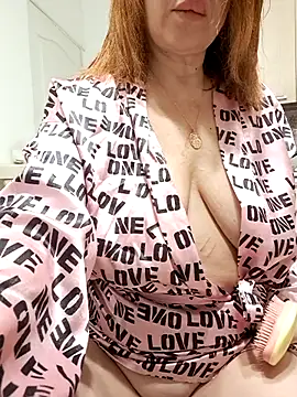 KiraXTender online show from February 2026 11:34:02 PM