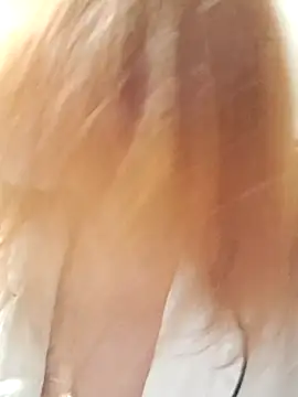 KiraXTender online show from February 2026 11:02:01 PM