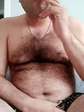 Snapshot of fraud705 chatting on September 2025 07:04:01 AM fraud705 online show from September 2025 07:04:01 AM