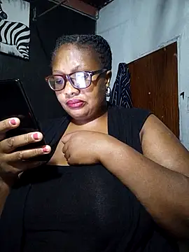 YELLOW BONE online show from March 2025 07:17:01 PM