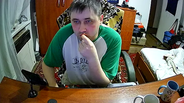 tores992 online show from April 2026 10:01:01 PM