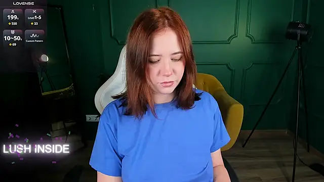 Pretty Alison online show from October 2025 02:29:01 PM