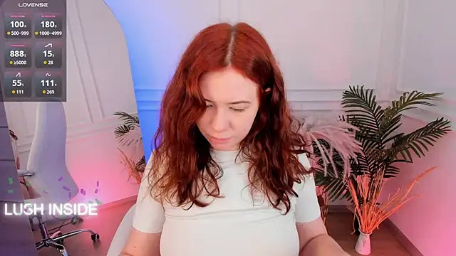 Snapshot of Pretty_Alison chatting on May 2026 01:50:02 PM Pretty Alison online show from May 2026 01:50:02 PM