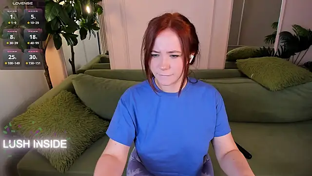 Pretty Alison online show from October 2025 03:02:02 PM
