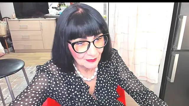 Tina Joness online show from February 2025 06:52:02 PM