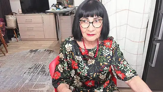 Tina Joness online show from June 2026 04:23:01 PM
