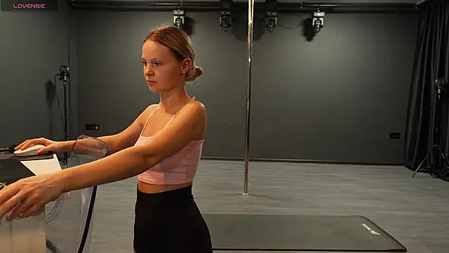 Masha 2002 online show from November 2025 08:02:01 PM