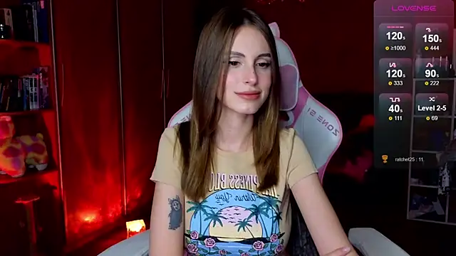 EdelineMaher online show from October 2025 03:13:02 PM